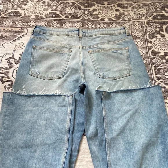 Distressed Zara Blue Denim Jeans - Picture 3 of 3